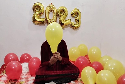 Indian couple celebrates the new year by fucking hard