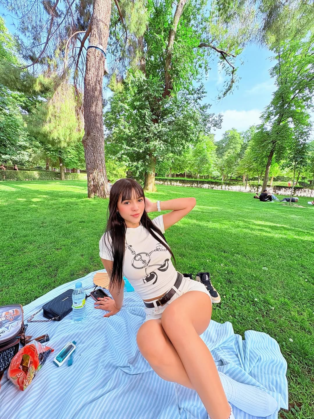 Antonela Riva👀👈