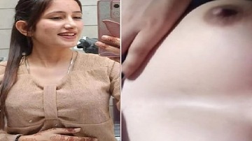 Punjabi Girl Shaved Pussy And Sexy Boobs On Porn Video Call