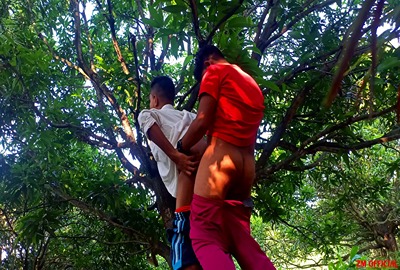 Outdoor Indian gay sex video of two desi best friends