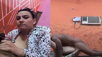 Punjabi Aunty Missionary Sex With Lover On Camera In Bedroom
