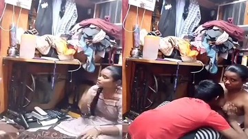 Desi Village Girl Sex Boobs Sucking In Tailor Shop