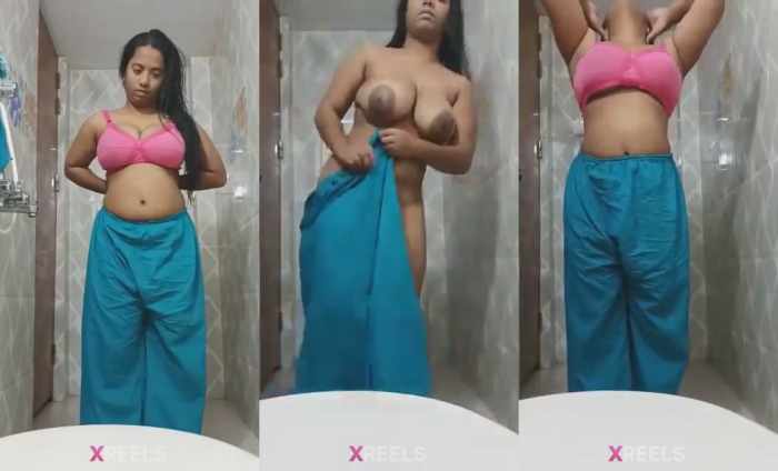 Chubby Girl Showing her Big Boobs on camera