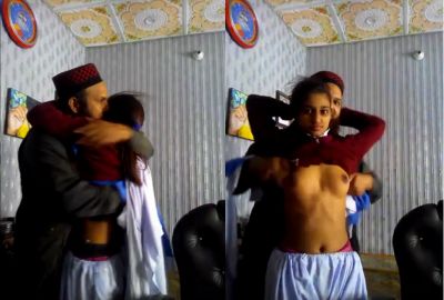 Maulana fucks an 18-year-old girl in Pakistani sex MMS