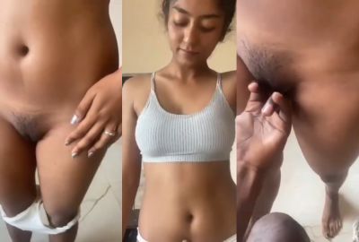 Bangalore IT girl enjoys her lover’s fingers in pussy