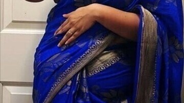 High Class Rich Wife Secretly Recorded Preparing Dick For Fucking MMS