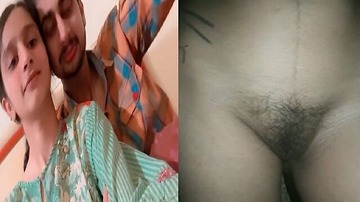 Sexy Muslim Gf Naked Boobs And Hairy Pussy Sex