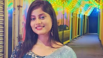 Beautiful Jaipur Girl Showing Hard Fucking With Boyfriend XXX
