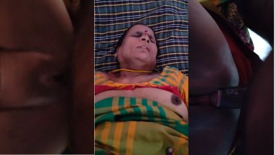 Marathi porn of a horny pervert fucking his desi aunty