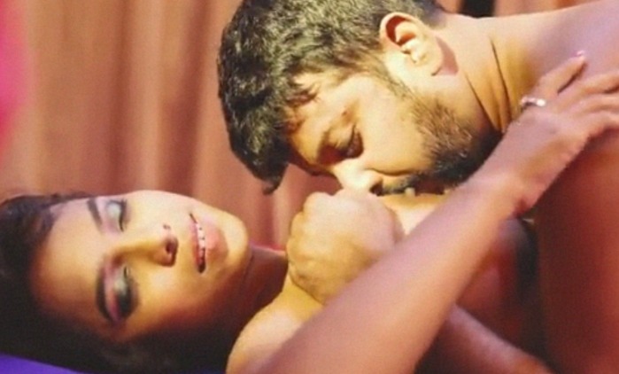 Indian Boss XXXX Affair With Secretary in the Guest House