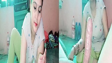 Big Boobs Wife Shaving Brother-in-Law Public Hair XXX